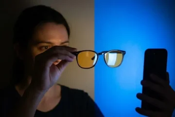 blue light blocking glasses, do they work